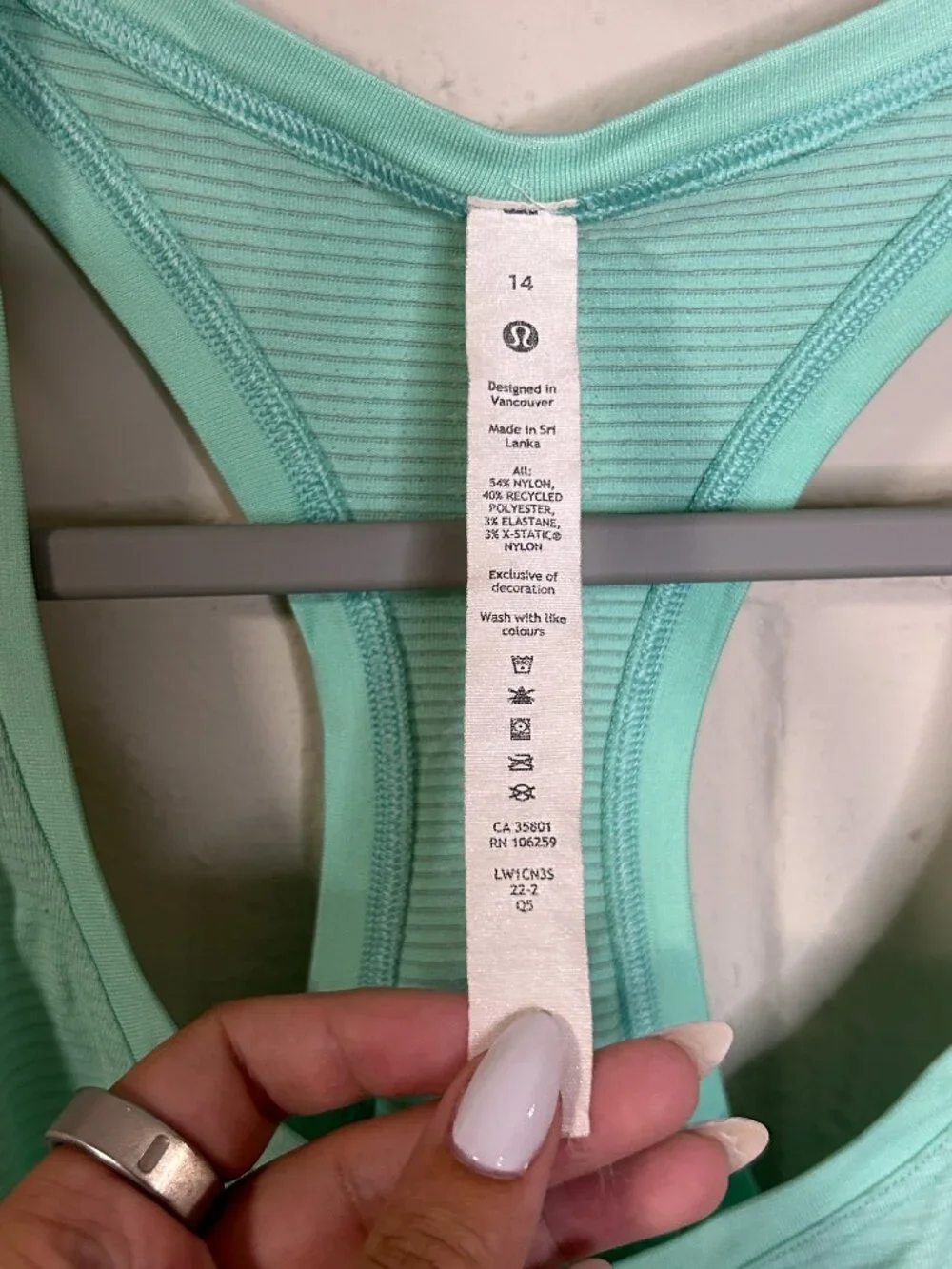 Lululemon Top Womens 14 Swiftly Tech Racerback Tank 2.0 Race Running Mint